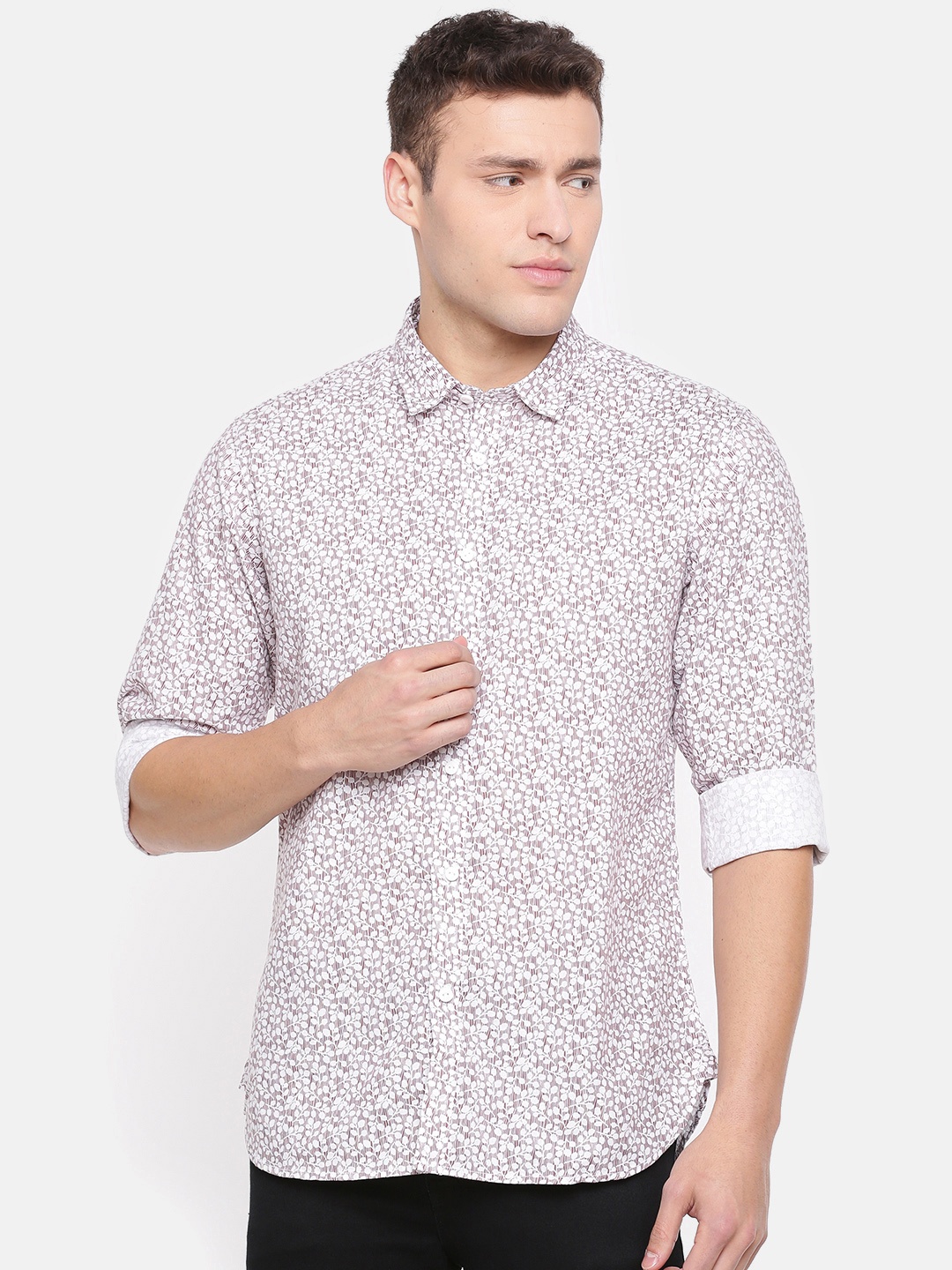 

Pepe Jeans Men Mauve & White Regular Fit Printed Casual Shirt