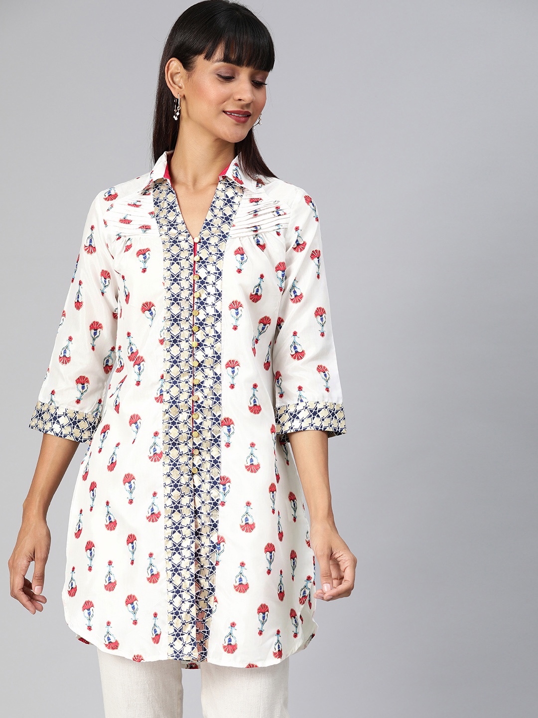 

AKKRITI BY PANTALOONS Women White & Red Floral Printed Tunic