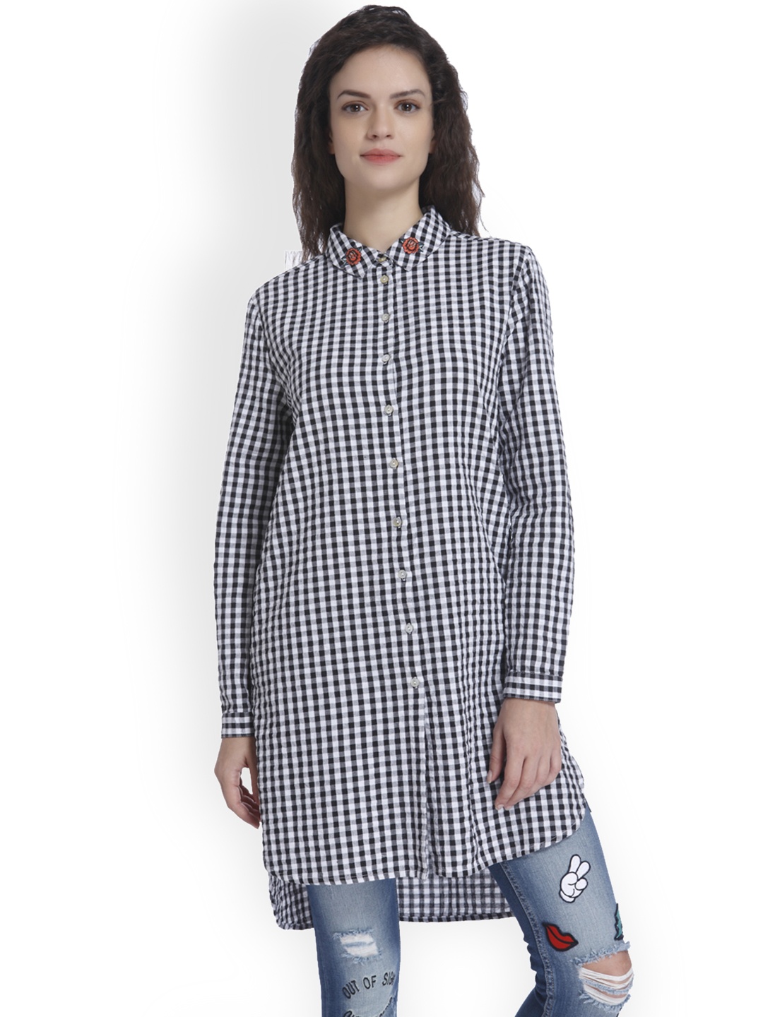 

ONLY Women White & Black Checked Tunic