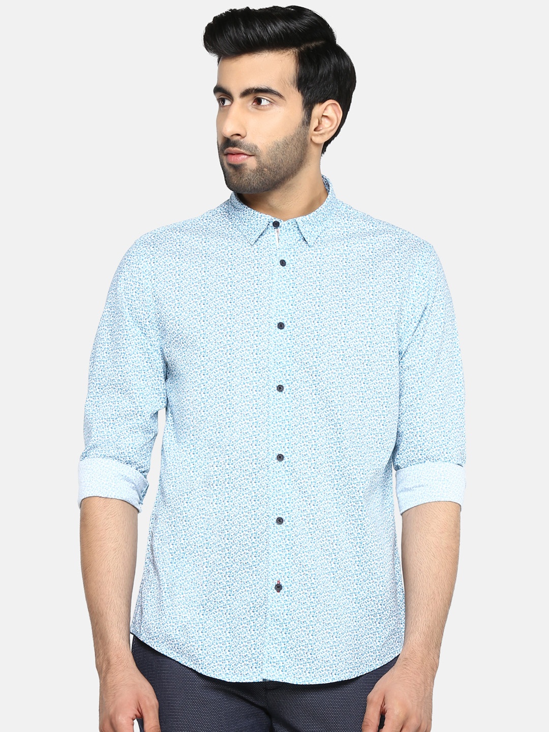 

Blackberrys Men White & Blue Slim Fit Printed Casual Shirt