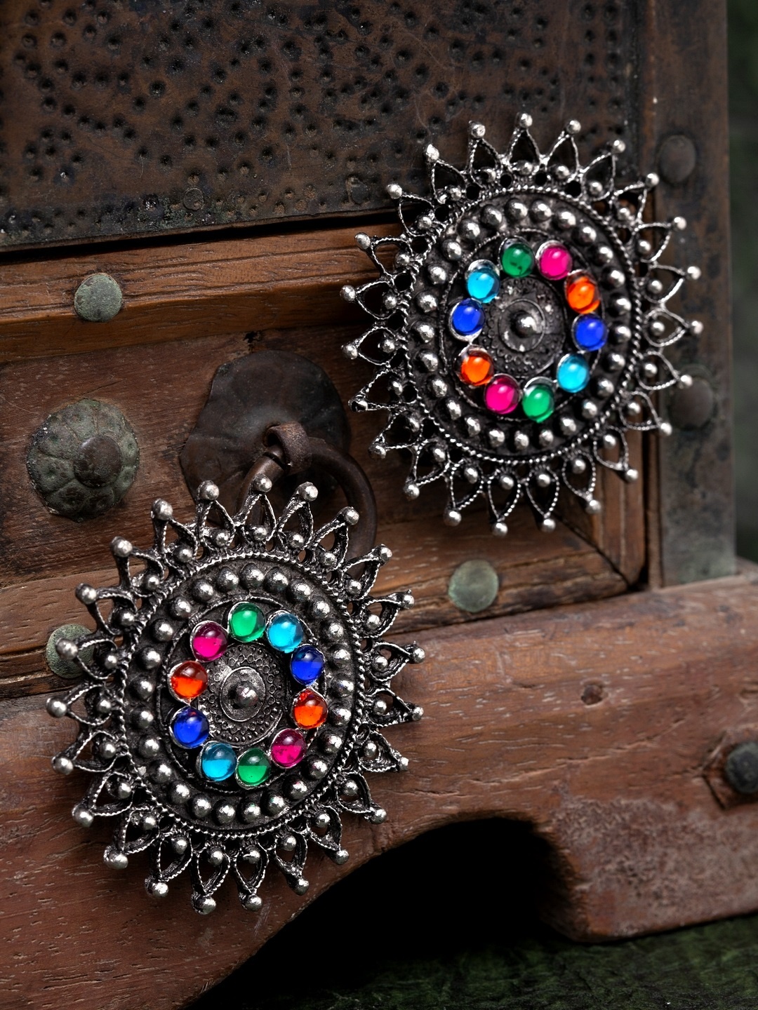 

Infuzze Oxidised Silver-Toned & Blue Stone-Studded Circular Oversized Studs