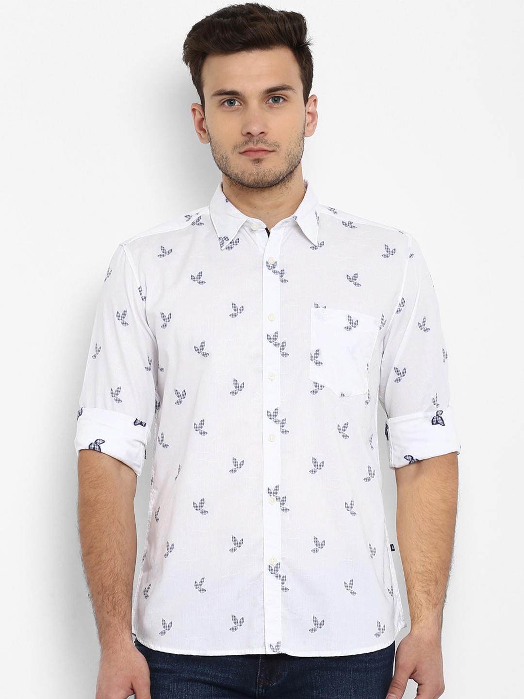 

Parx Men White & Blue Slim Fit Printed Casual Shirt