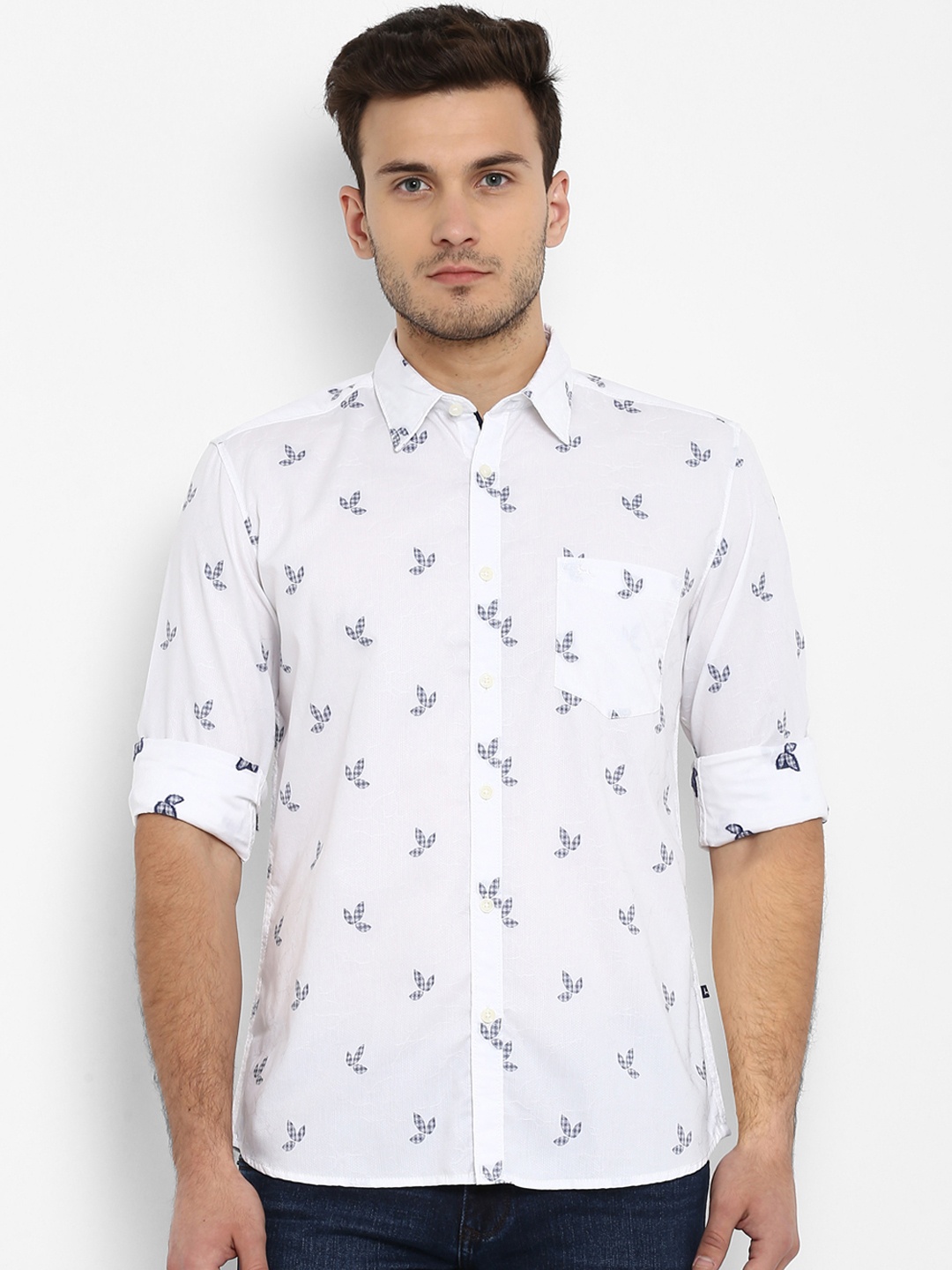 

Parx Men White & Blue Slim Fit Printed Casual Shirt