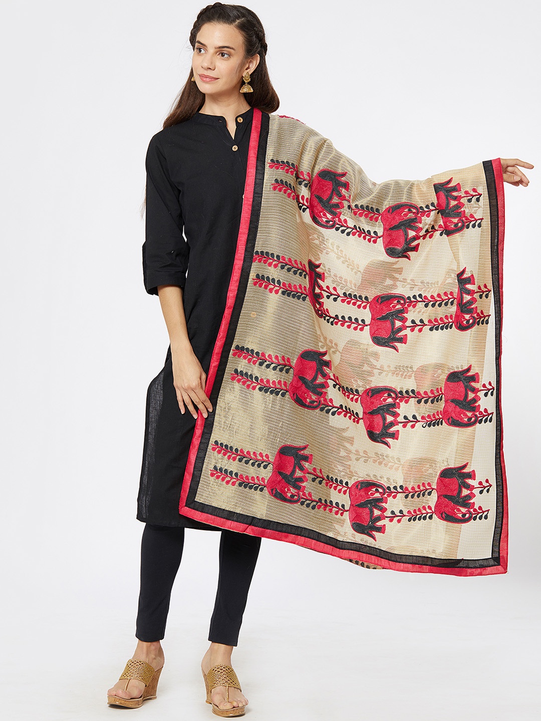 

Dupatta Bazaar Women Cream-Coloured & Pink Embroidered Dupatta
