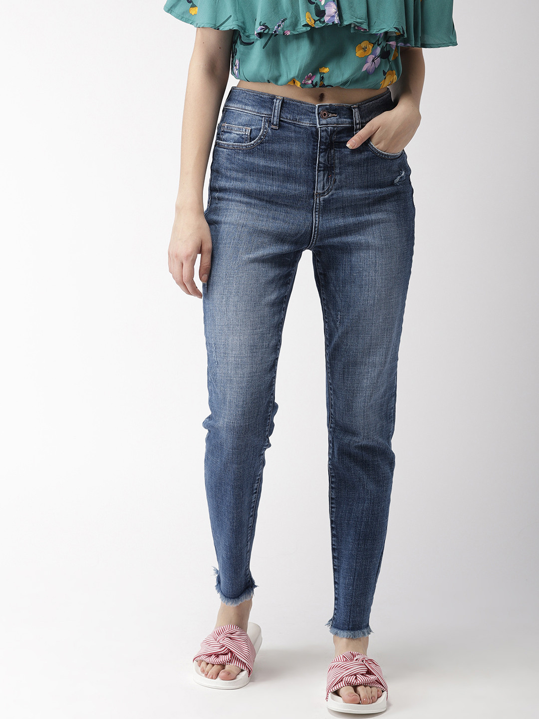 

FOREVER 21 Women Blue Regular Fit Mid-Rise Low Distress Stretchable Jeans