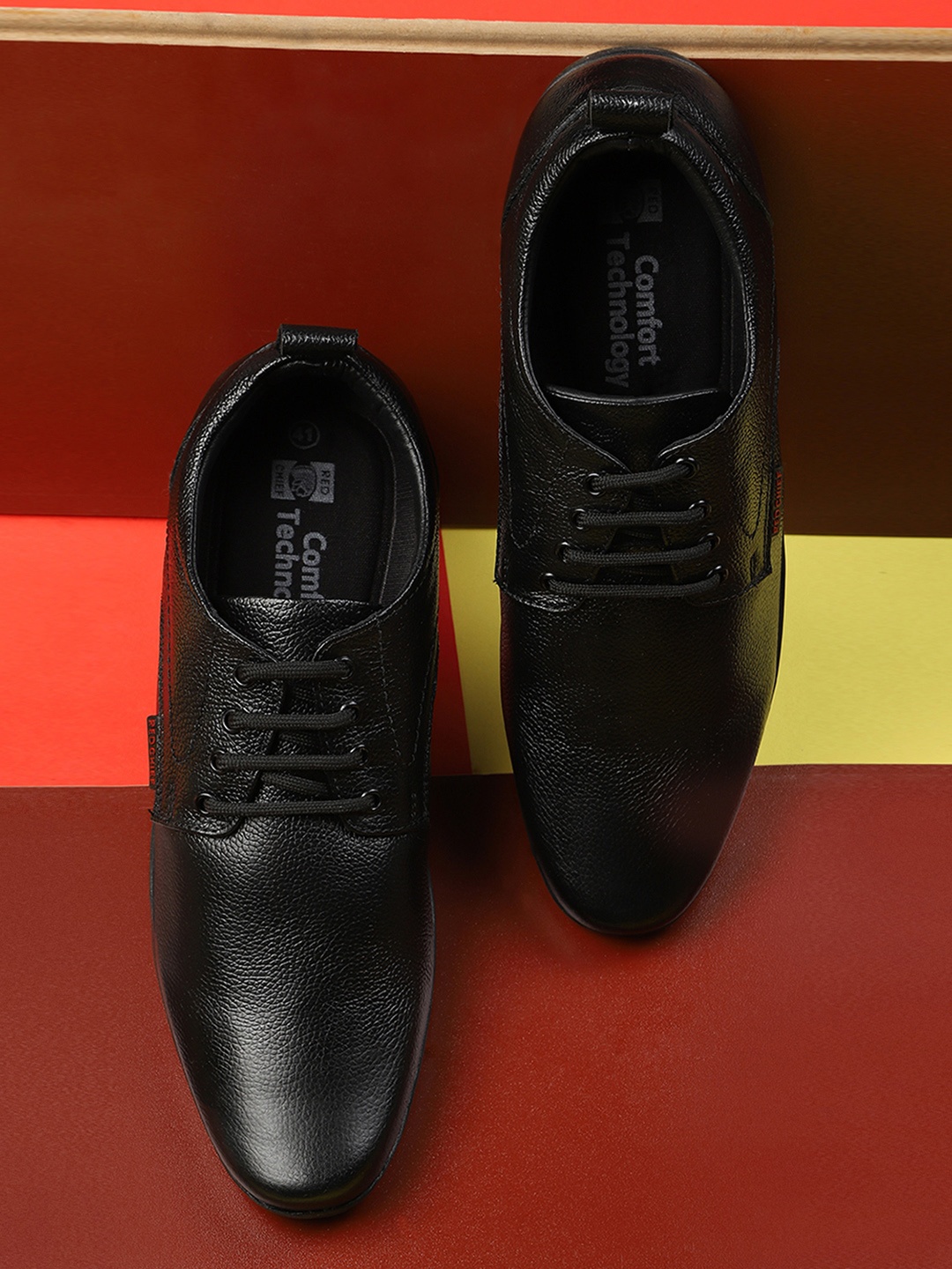 

Red Chief Men Black Textured Leather Derby