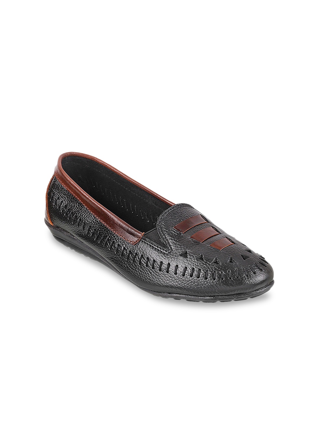

Mochi Women Black Solid Leather Ballerinas
