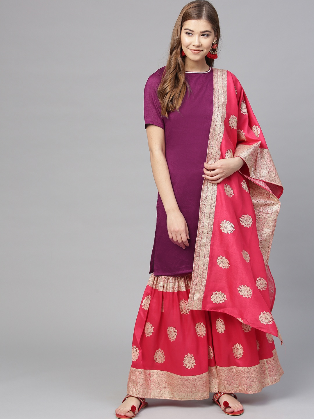 

Ahalyaa Women Purple & Magenta Solid Sharara Set With Dupatta