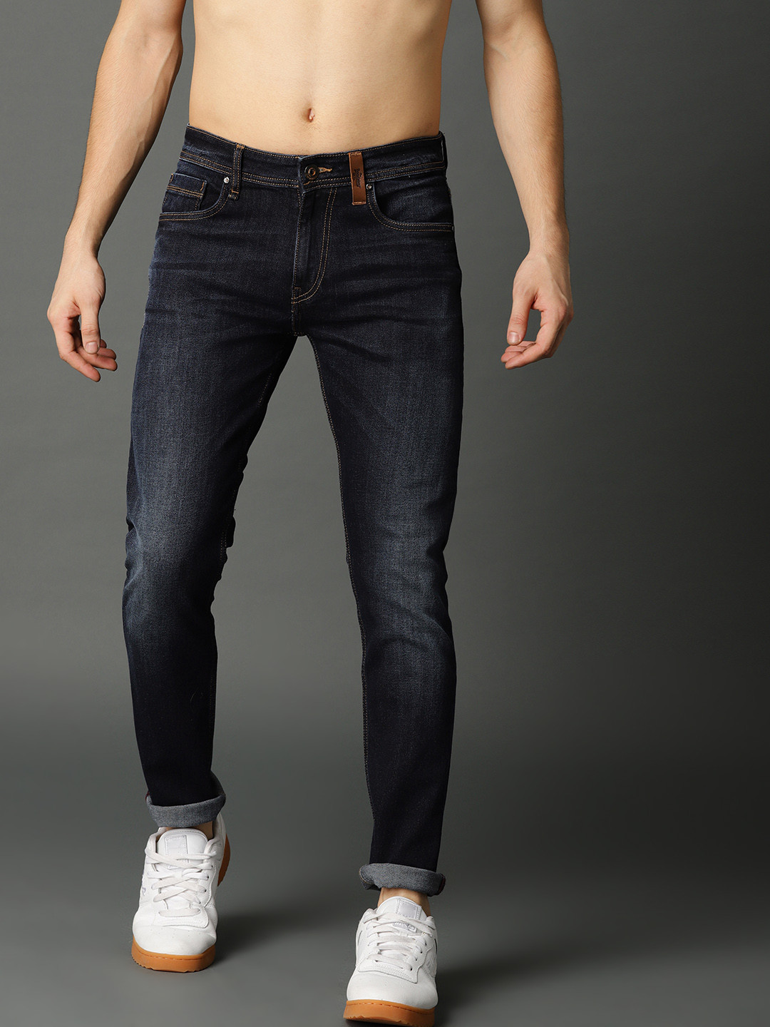 

Roadster Men Blue Skinny Fit Mid-Rise Clean Look Stretchable Jeans