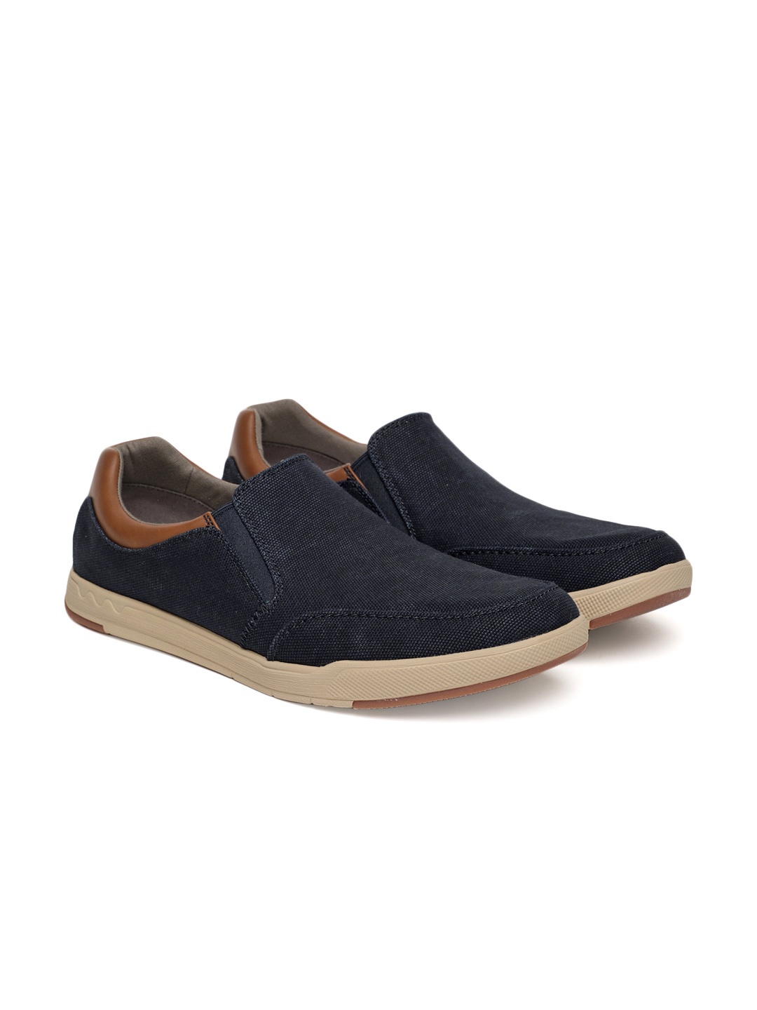 

Clarks Men Navy Blue Step Isle Slip-On Sneakers