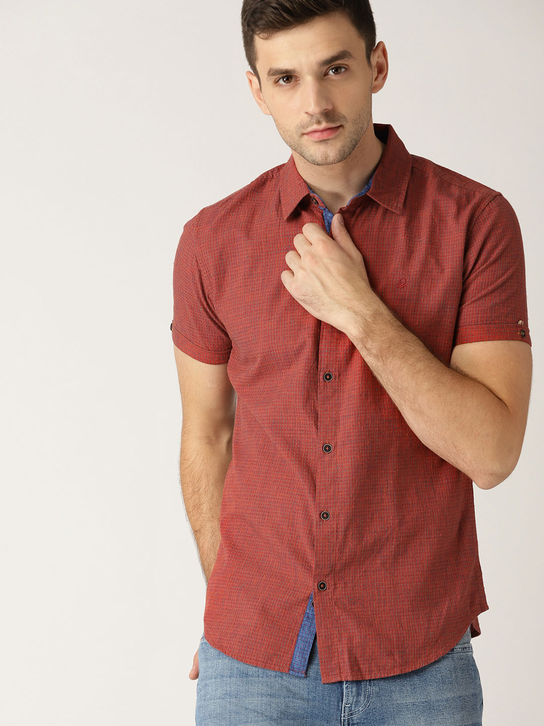 

United Colors of Benetton Men Rust Red Slim Fit Self-Checked Casual Shirt