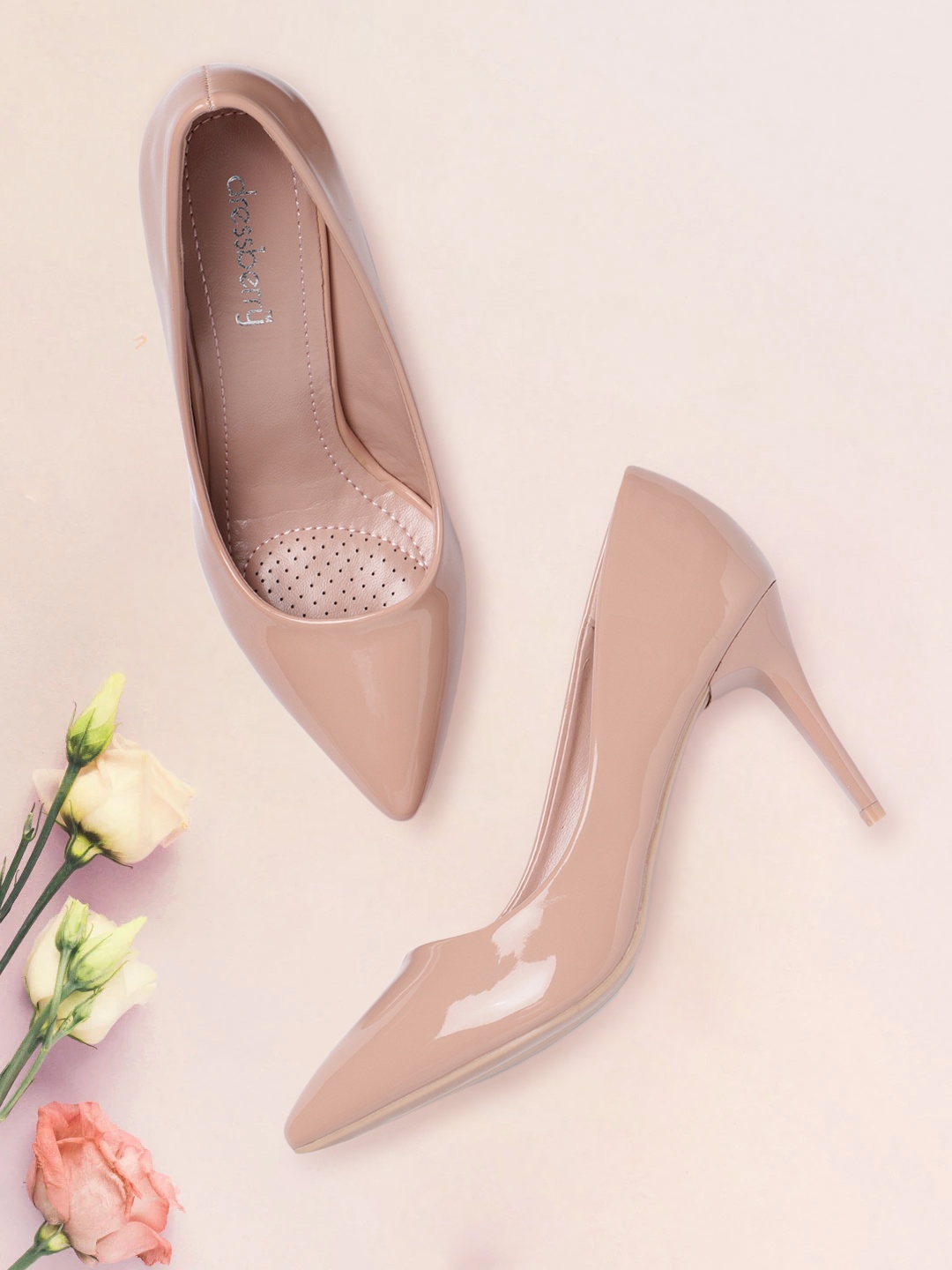 

DressBerry Women Nude-Coloured Solid Pumps