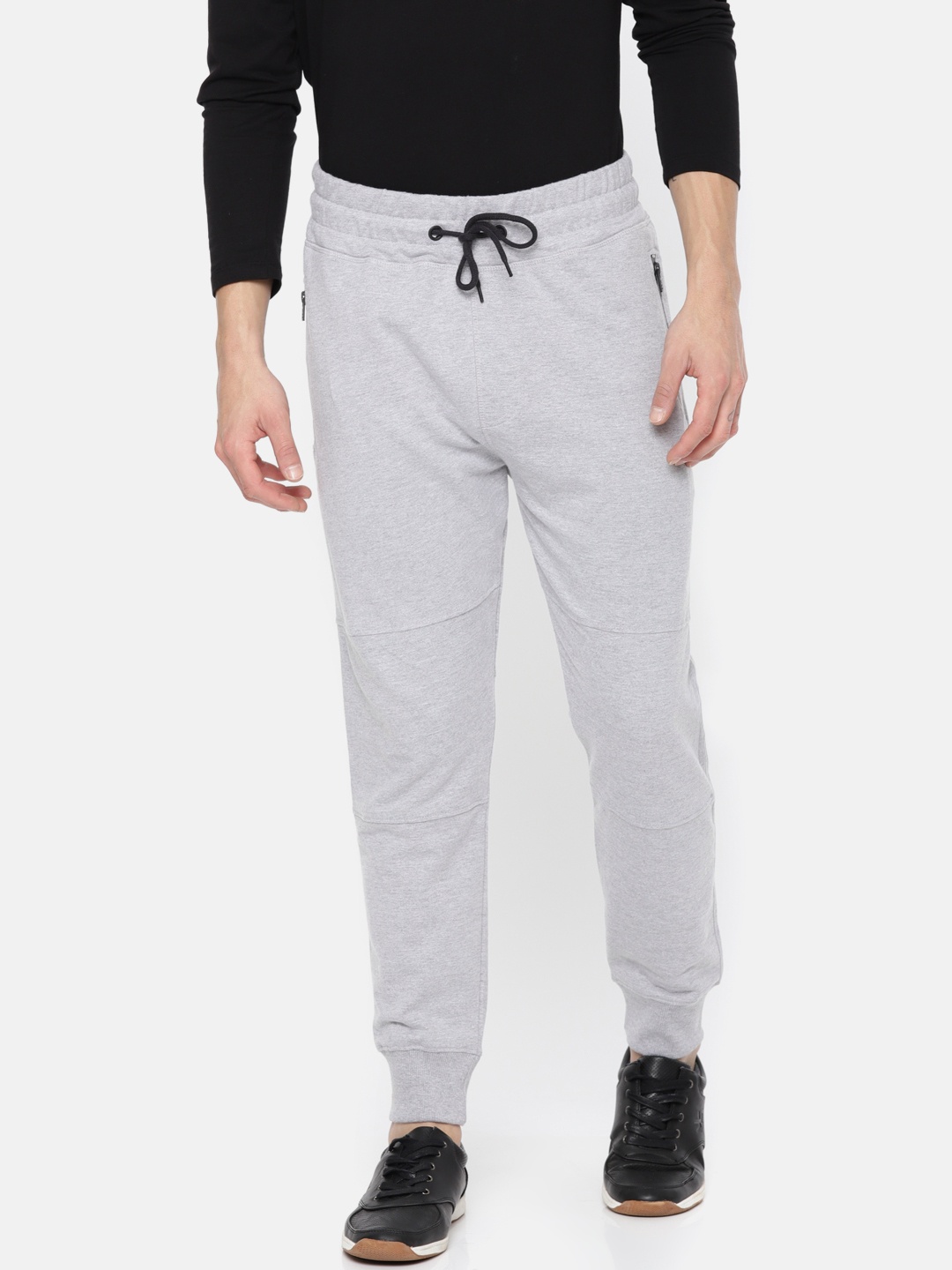 

Pepe Jeans Men Grey Solid Joggers