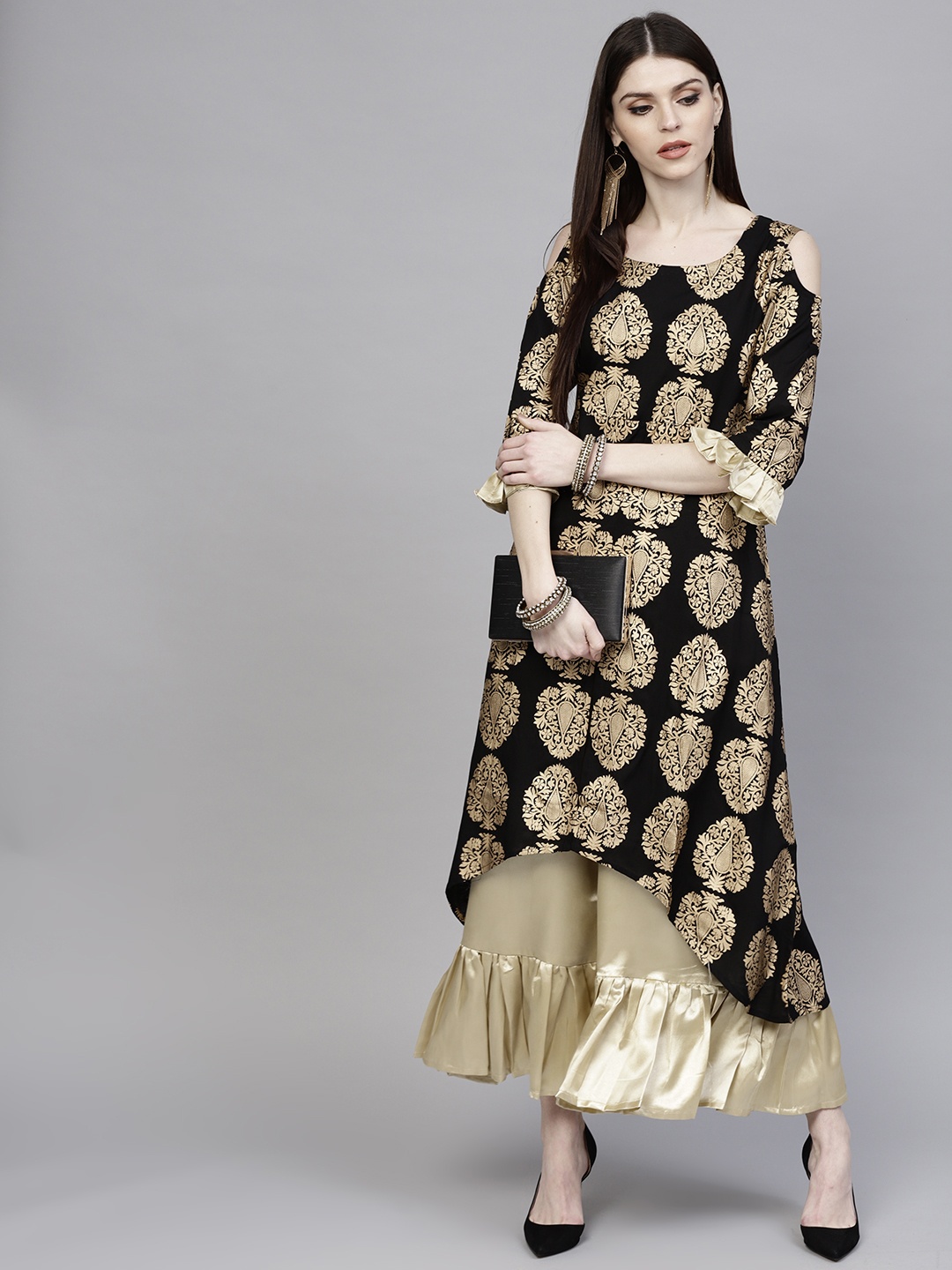 

Libas Women Black & Golden Printed Kurta with Palazzos