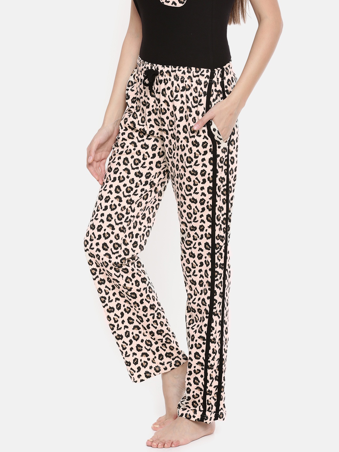 

Slumber Jill Women Beige & Black Leopard Printed Lounge Pants FWSJ1014