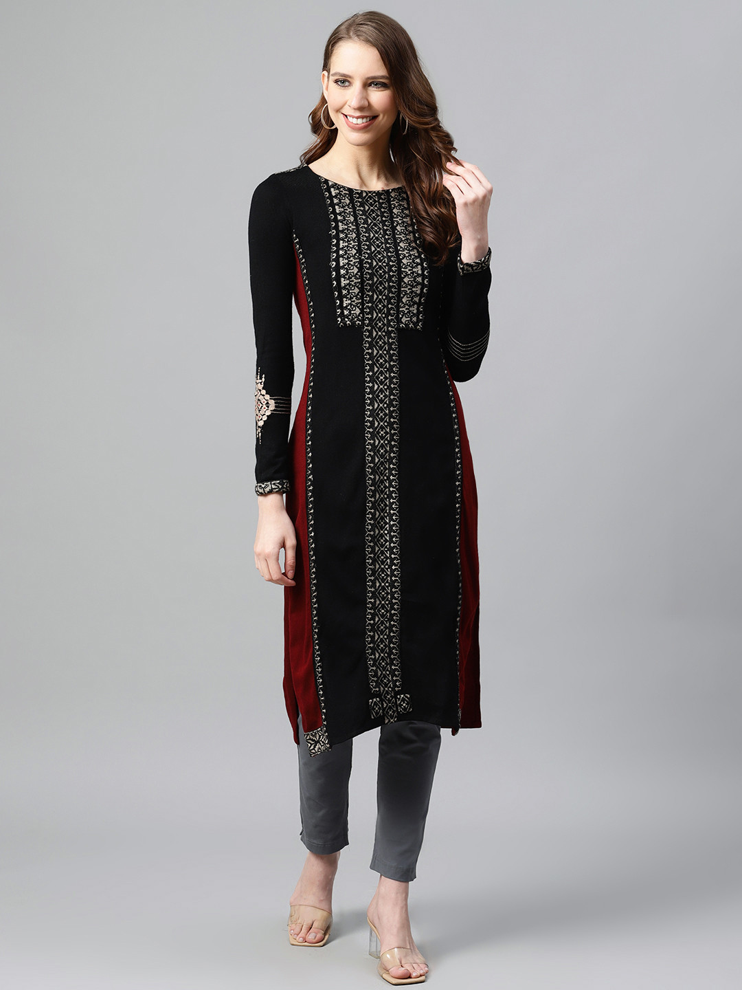 

W Women Black & Maroon Geometric Printed Kurta