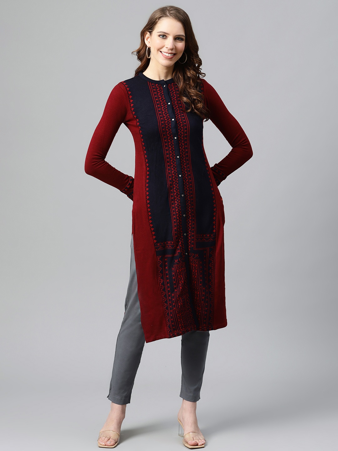 

W Maroon& Navy Blue Geometric Printed Winter Kurta