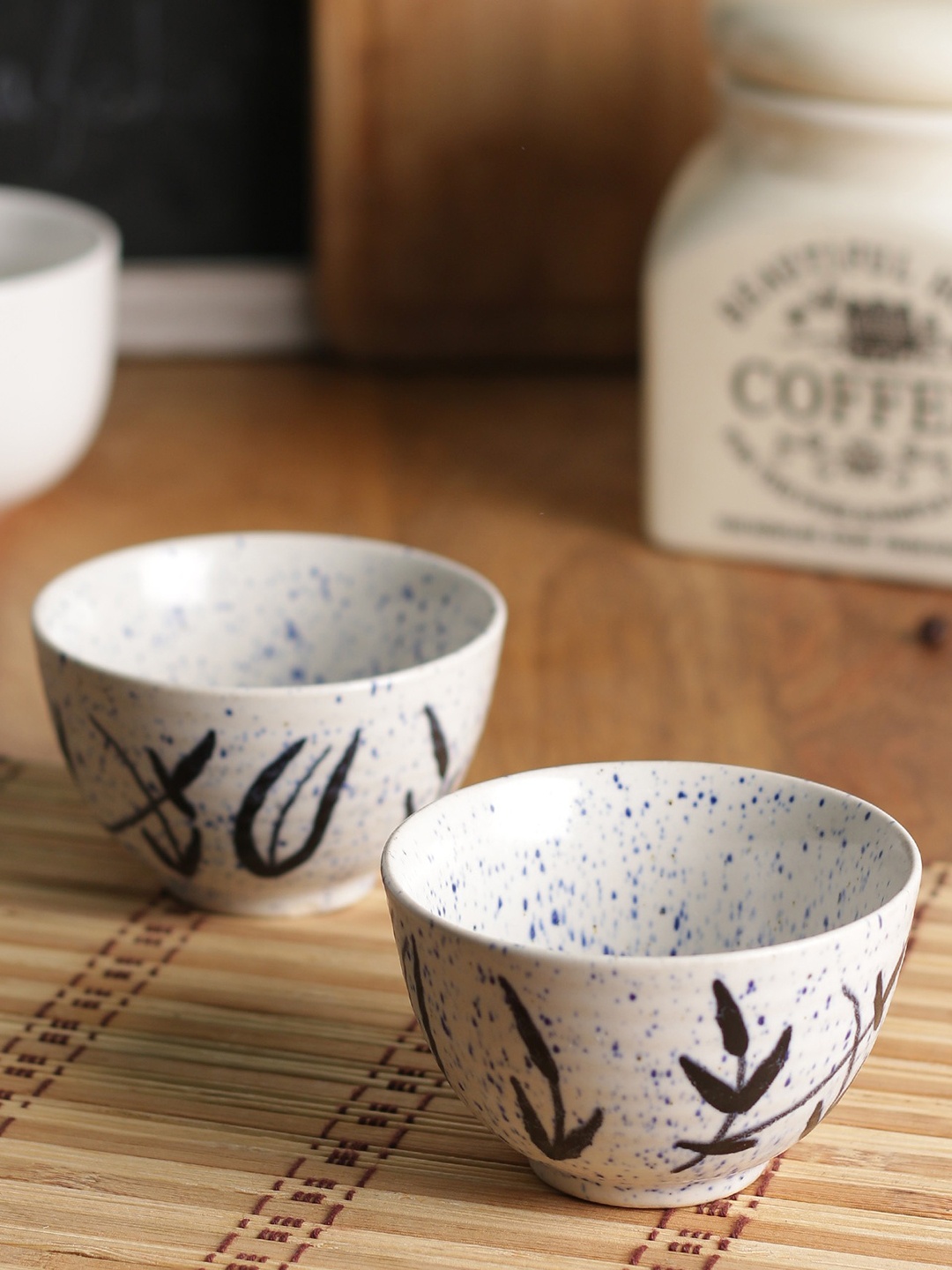 

MIAH Decor Set Of 2 White Printed Ceramic Set