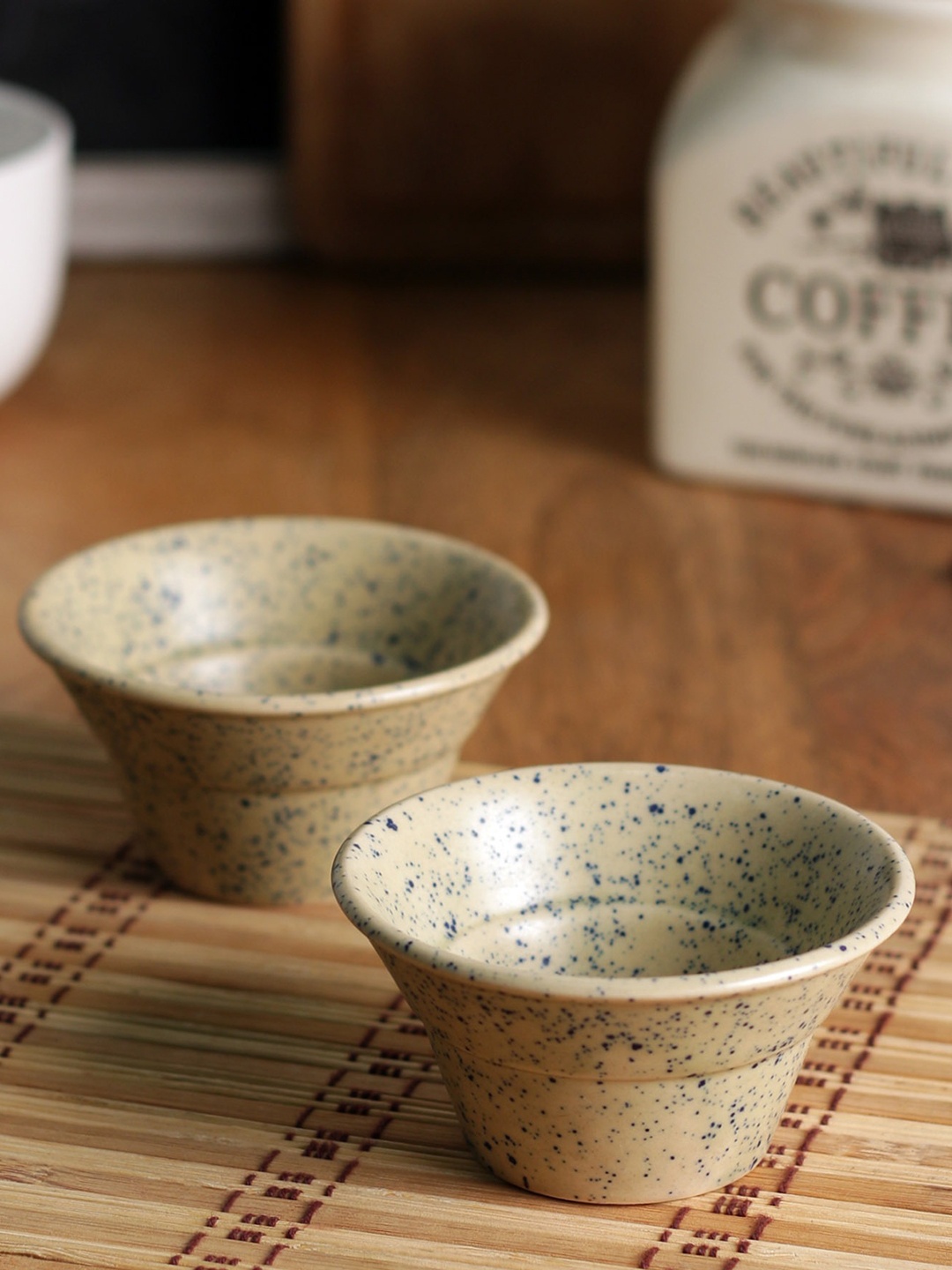 

MIAH Decor Set Of 2 Cream-Coloured Printed Ceramic Bowls Set