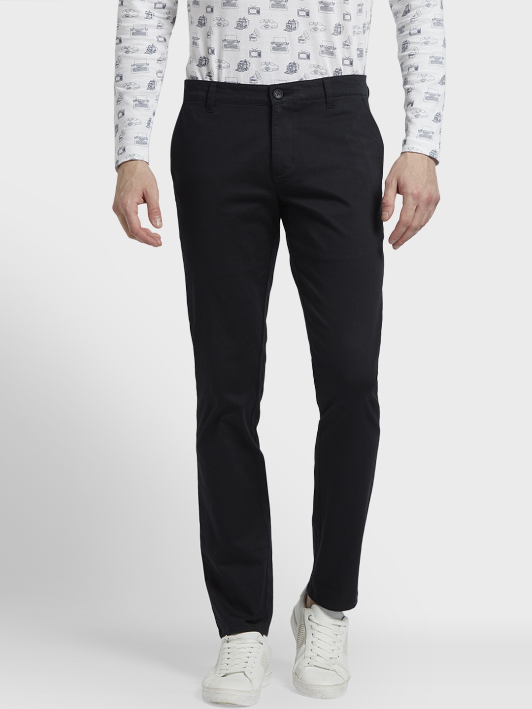 

Parx Men Navy Blue Slim Fit Self Design Chinos