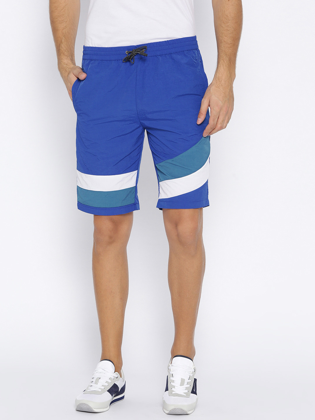 

United Colors of Benetton Men Blue Colourblocked Shorts