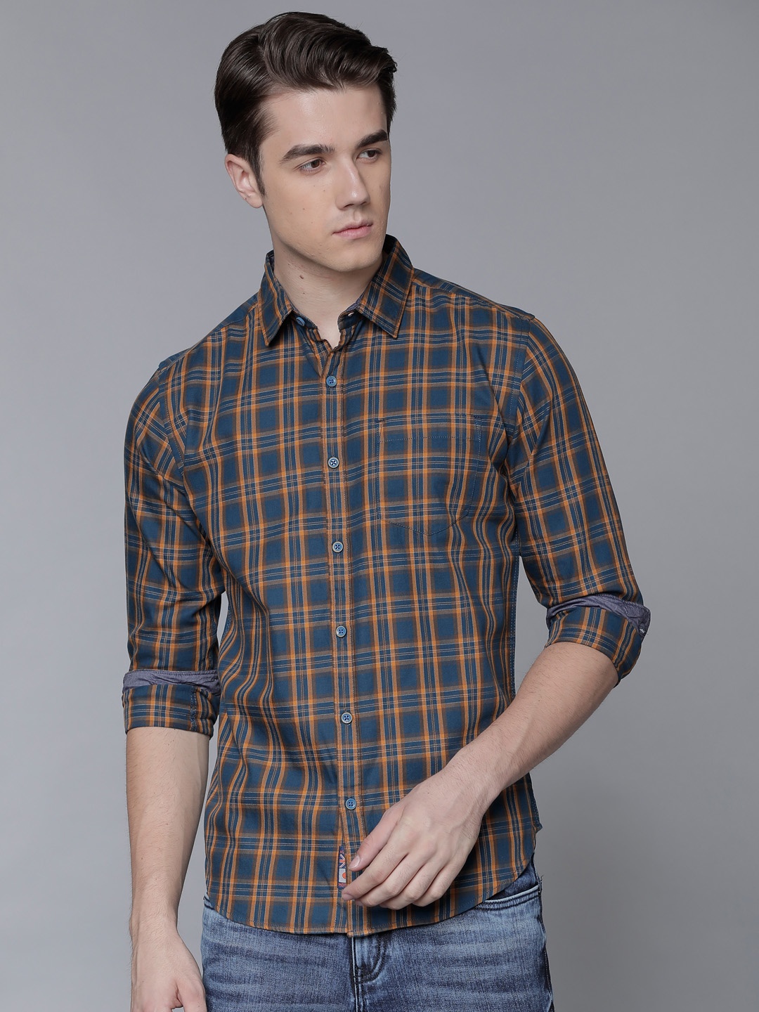 

LOCOMOTIVE Men Blue & Mustard Slim Fit Checked Casual Shirt