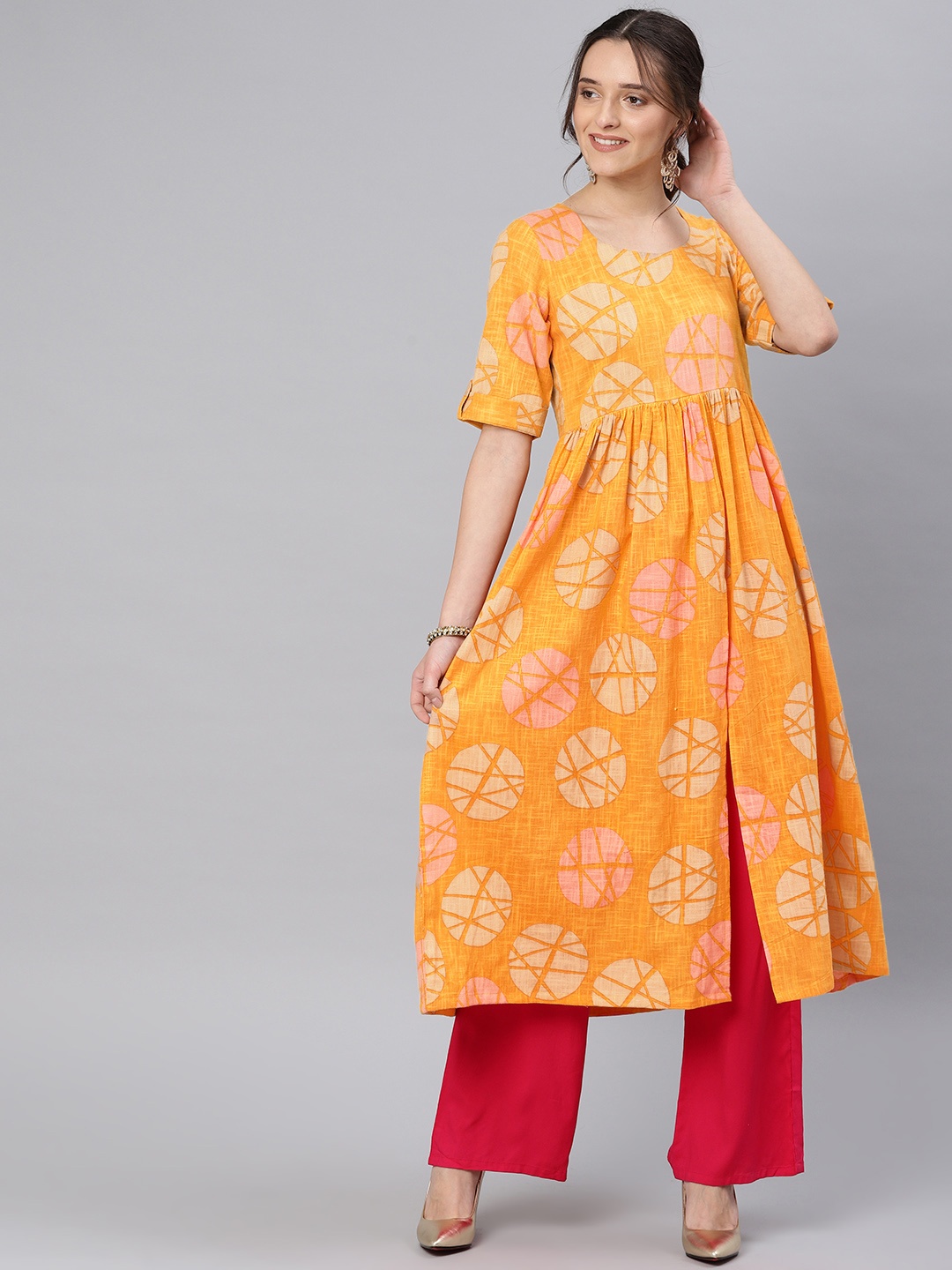 

Vaamsi Women Yellow Printed A-Line Kurta