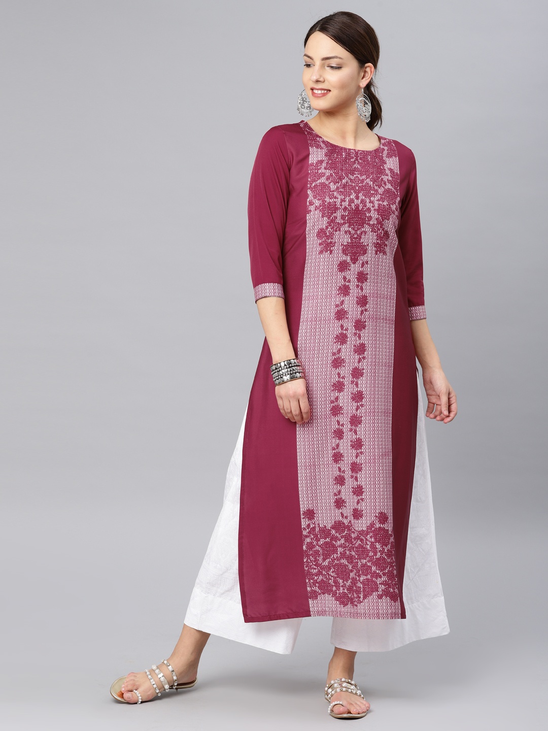 

AHIKA Women Red Printed Straight Kurta