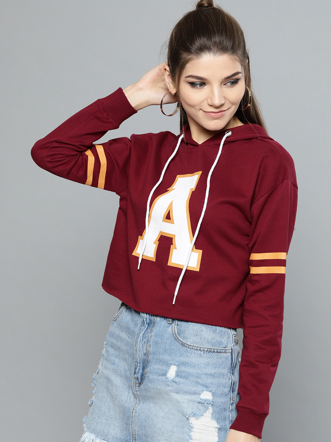 

Harpa Women Maroon Printed Hooded Cropped Sweatshirt