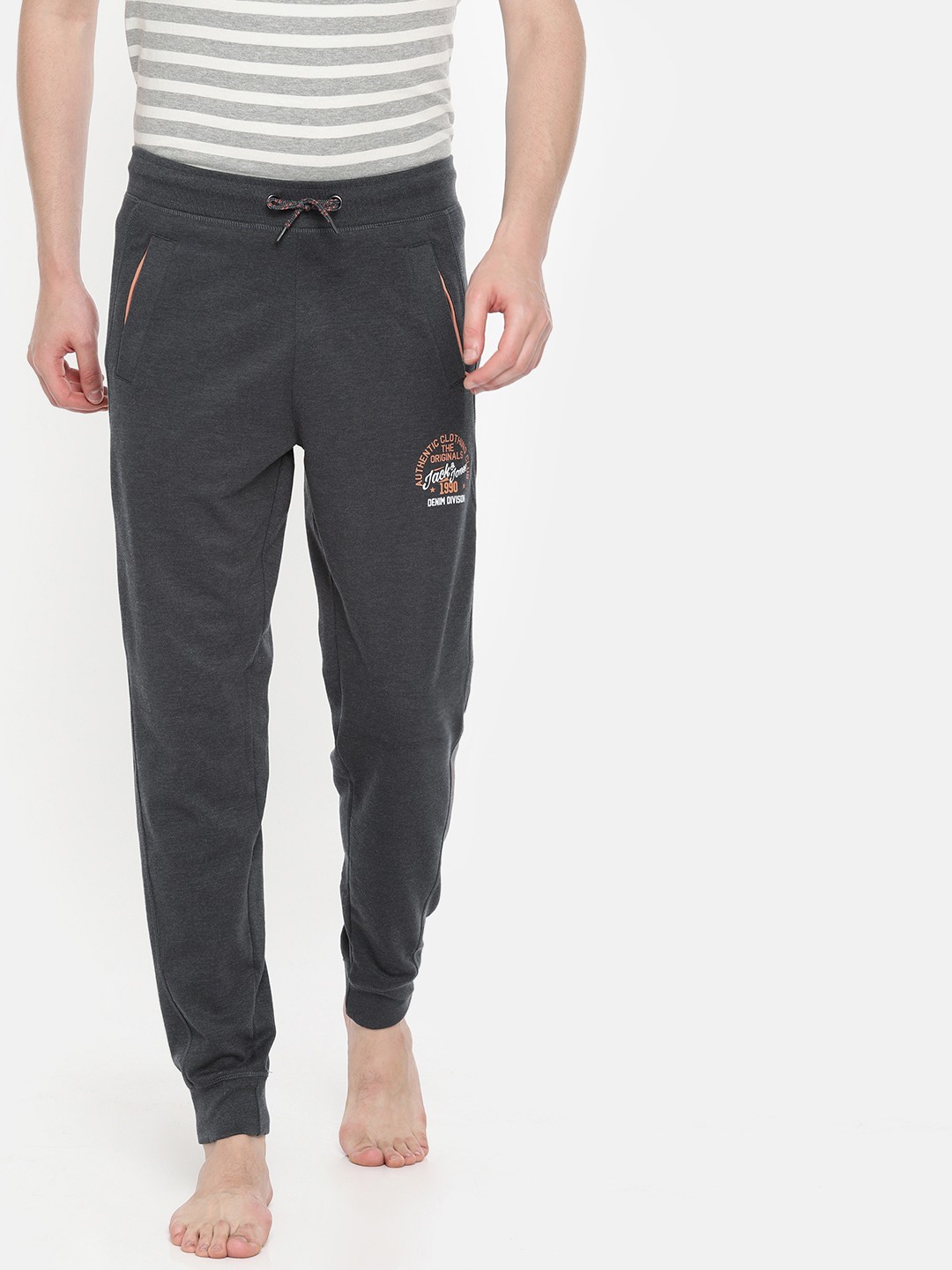 

Jack & Jones Men Charcoal Grey Lounge Pants