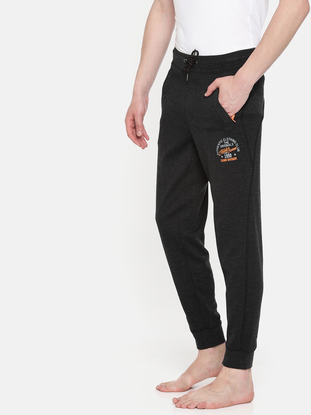 

Jack & Jones Men Black Solid Lounge Pants