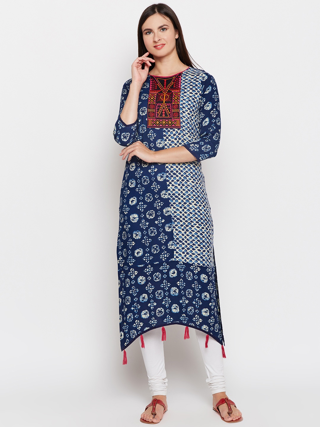 

Be Indi Women Navy Blue & White Printed Straight Kurta