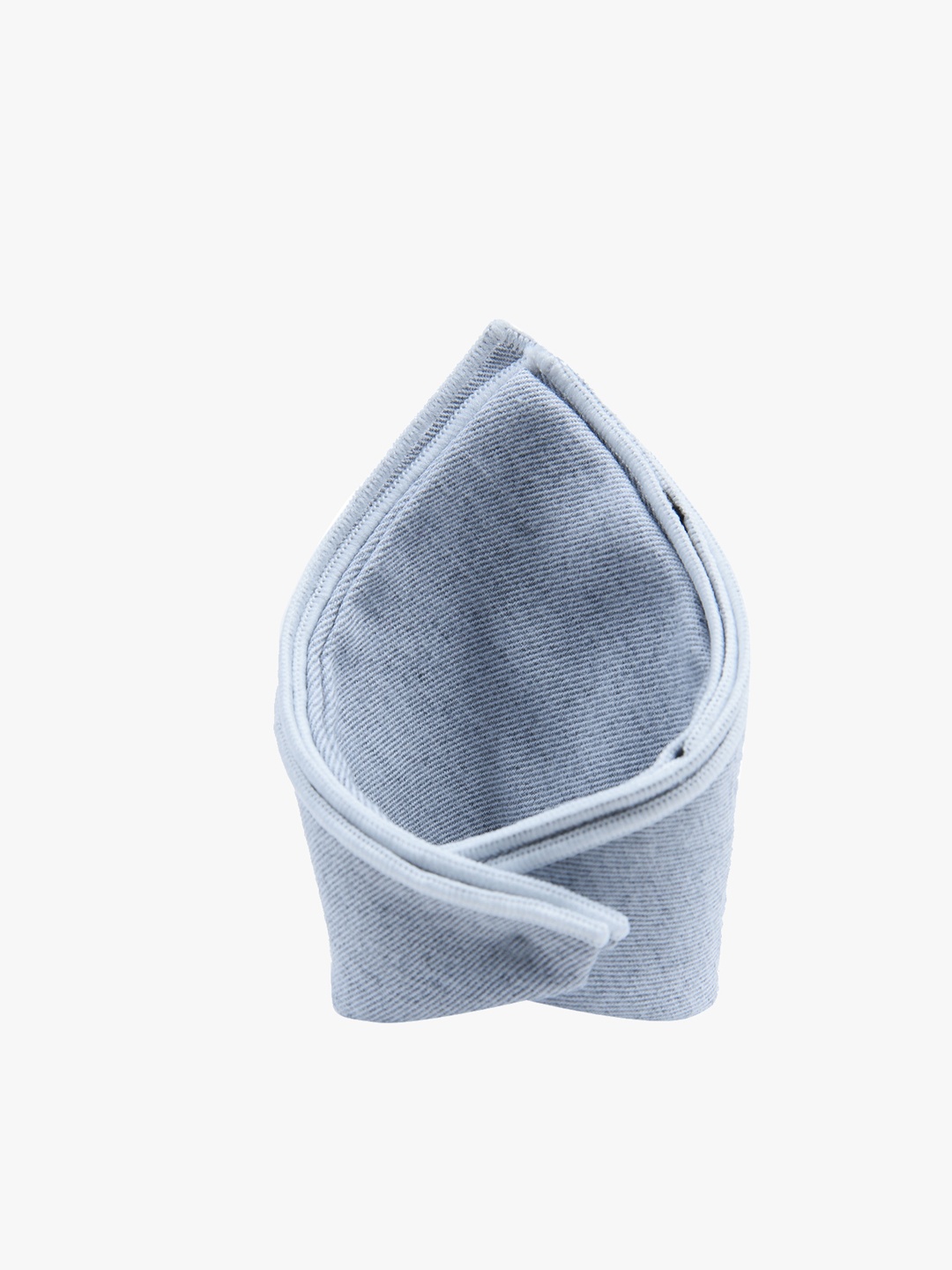 

Tossido Men Grey Solid Pocket Square