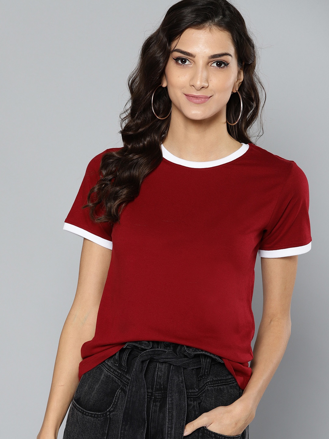 

VividArtsy Women Maroon Solid Round Neck T-shirt