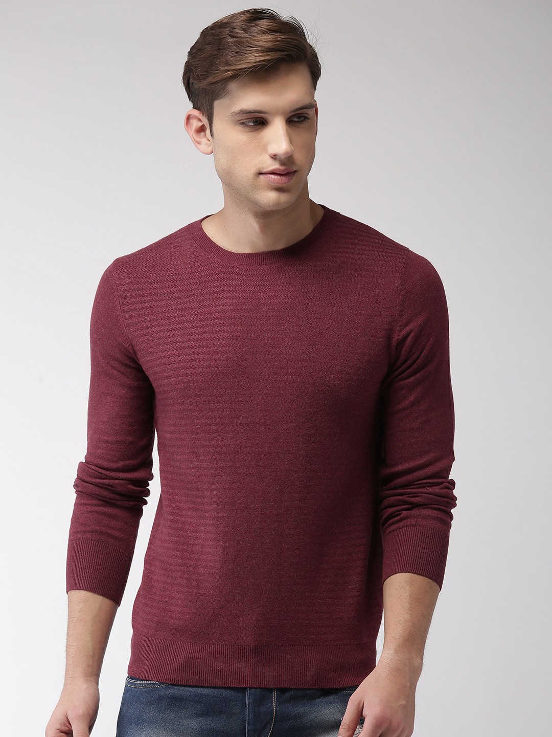 

Celio Men Burgundy Solid Pullover Sweater