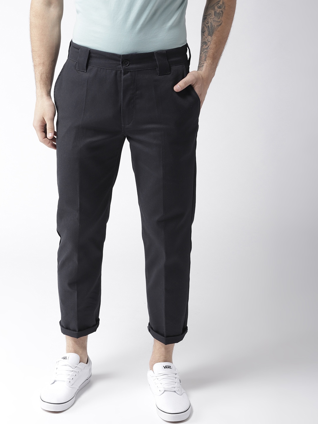 

FOREVER 21 Men Navy Blue Slim Fit Solid Trousers