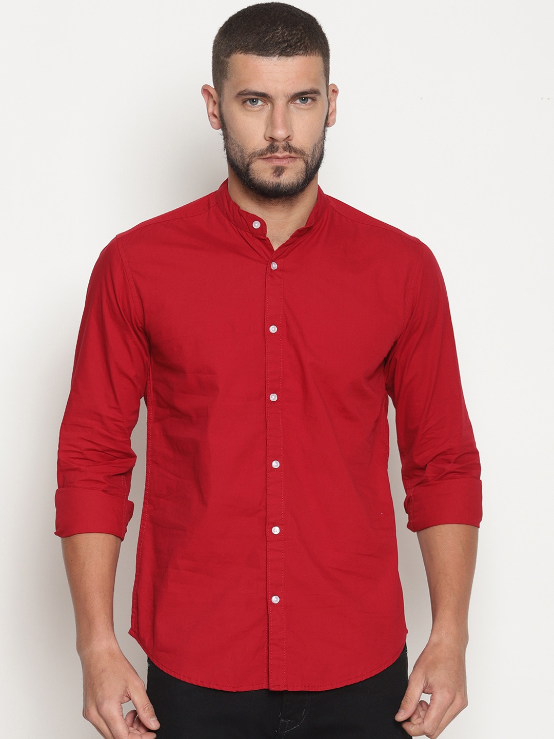 

IVOC Men Red Smart Slim Fit Solid Casual Shirt