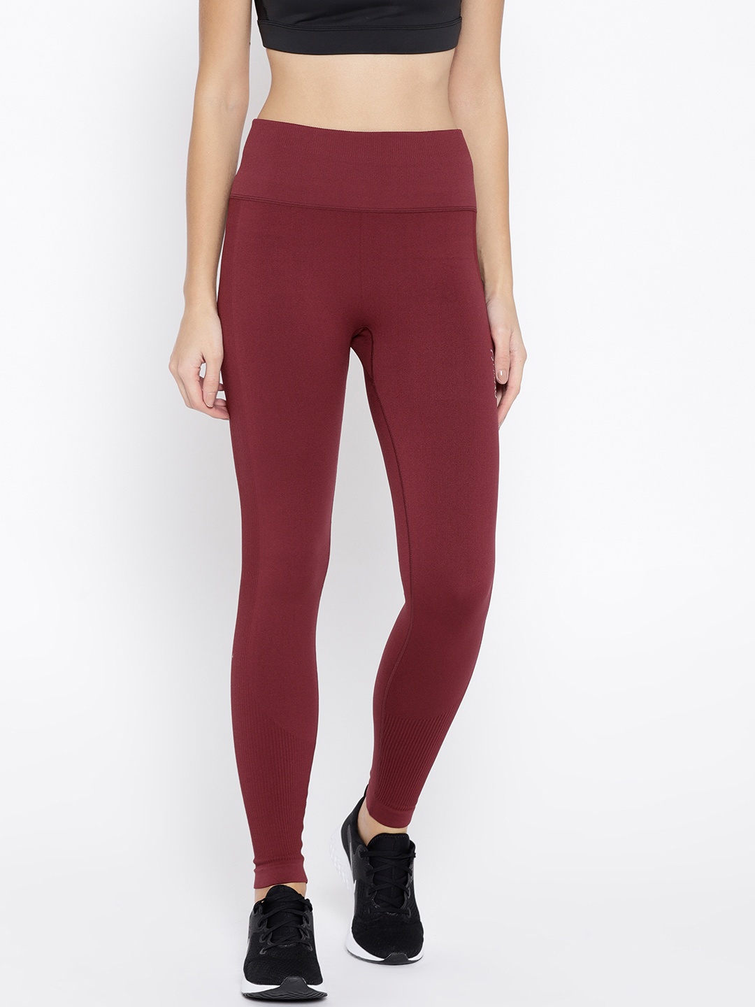 

Fitkin Women Maroon Solid Tights