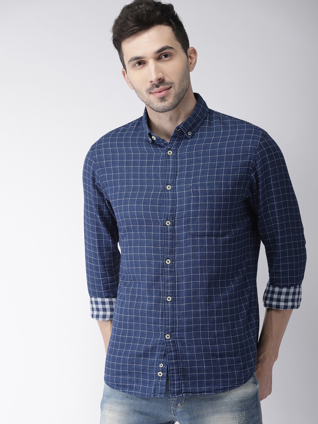 

Celio Men Blue & White Regular Fit Checked Casual Shirt