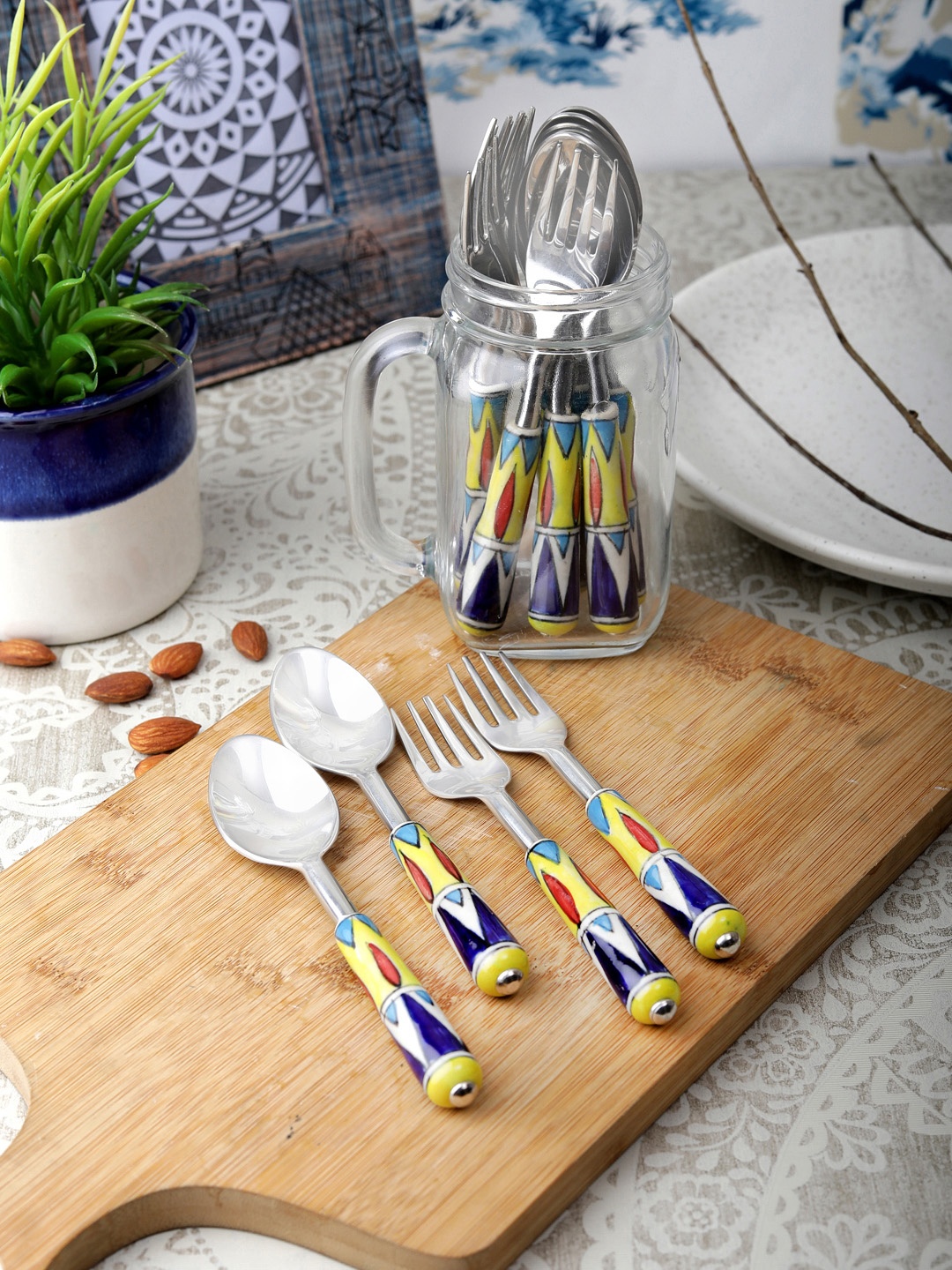 

VarEesha Set Of 12 Blue Printed Ceramic Spoon Set