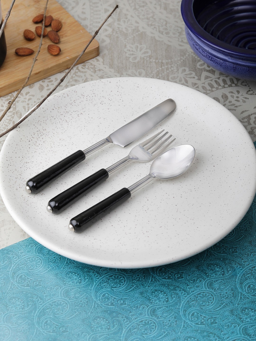 

VarEesha Set of 3 Black Solid Ceramic Spoon Set