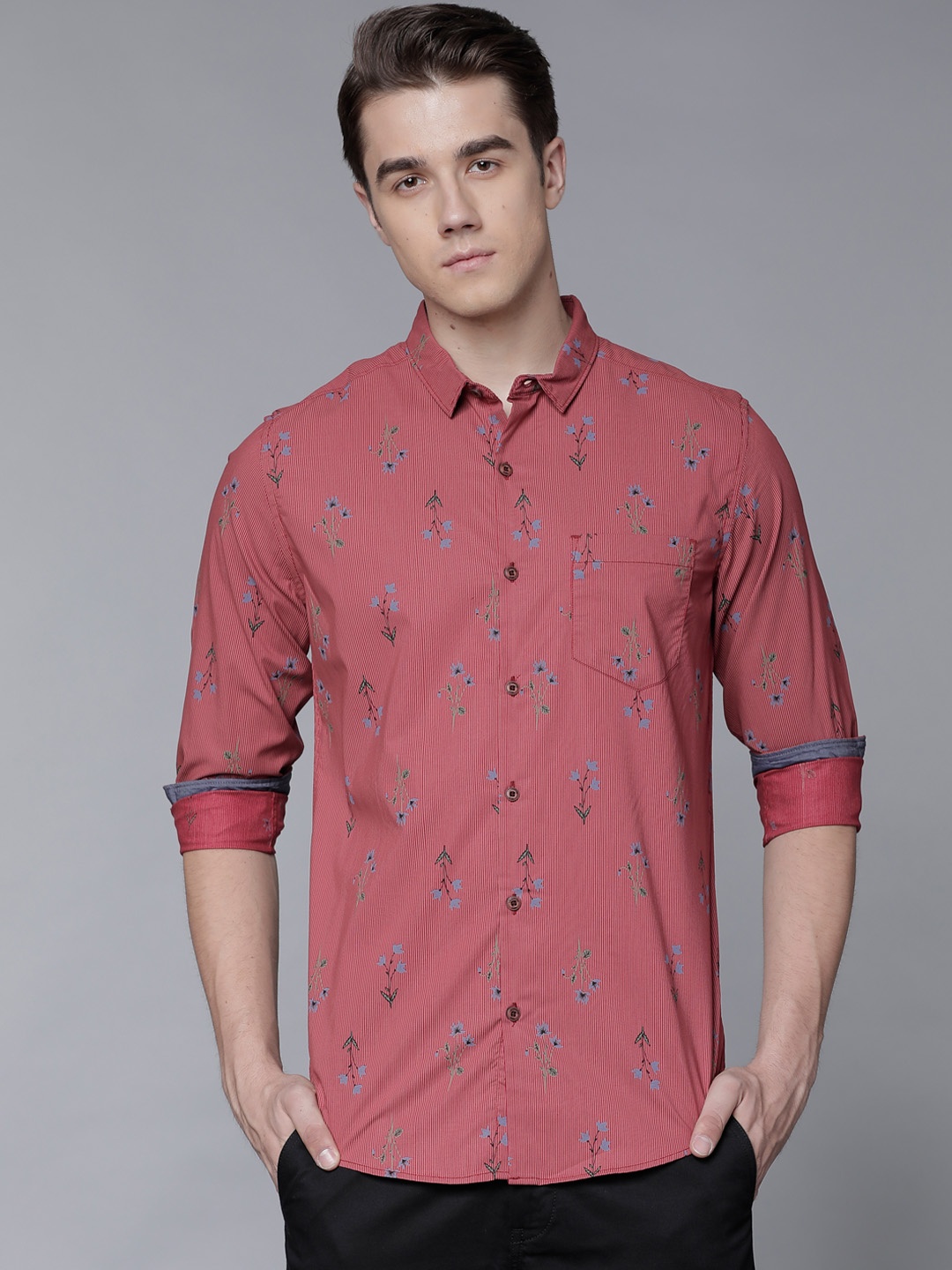 

LOCOMOTIVE Men Red & Purple Slim Fit Printed Casual Shirt