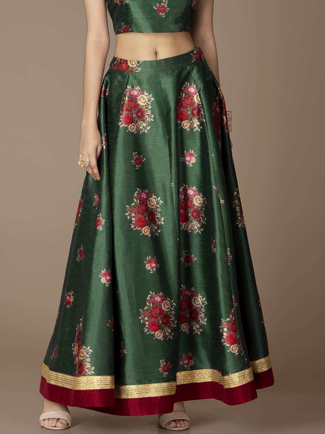 

INDYA Women Green Floral Print Maxi Flared Skirt