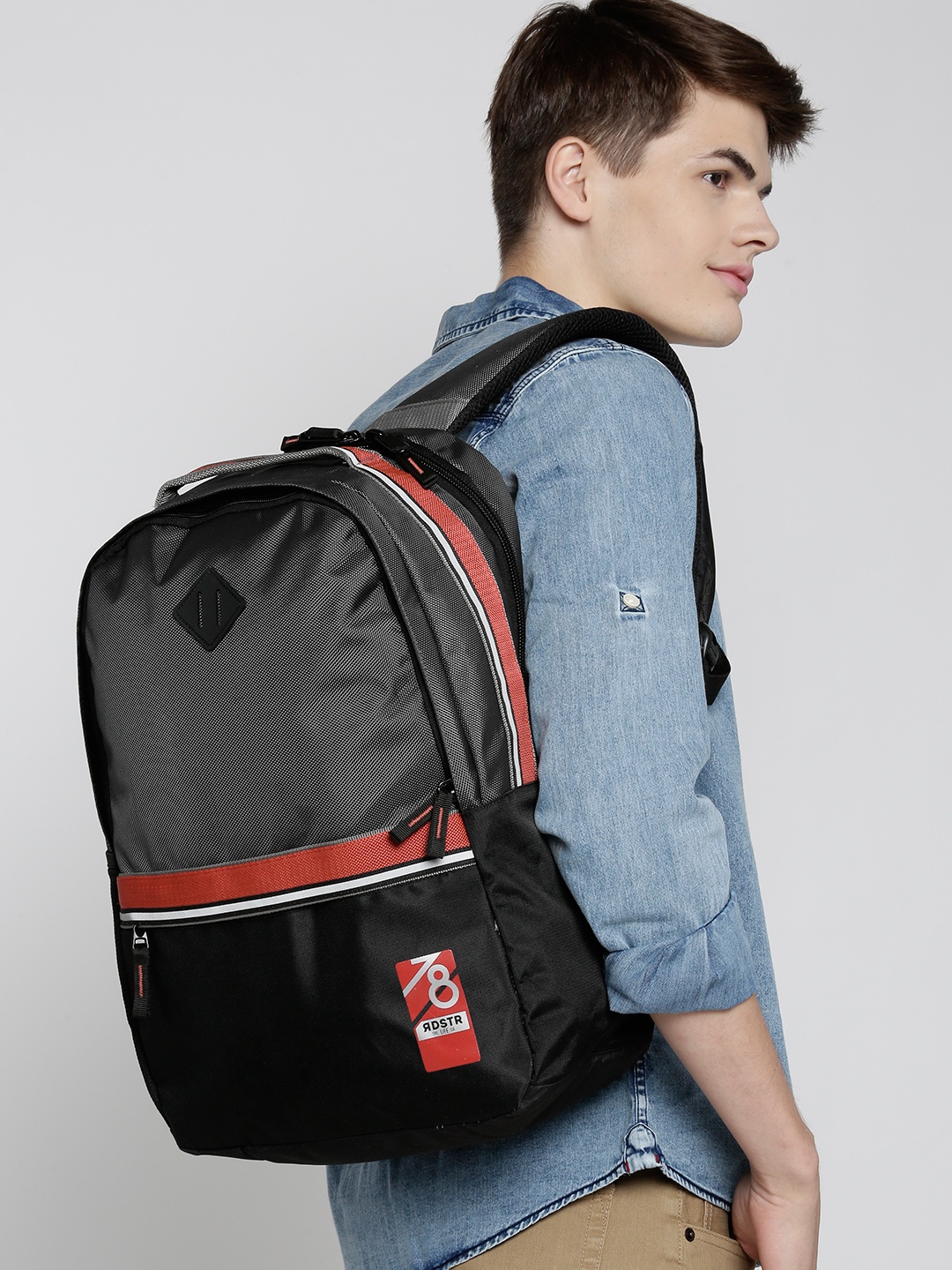 

Roadster Unisex Grey & Black Colourblocked Backpack