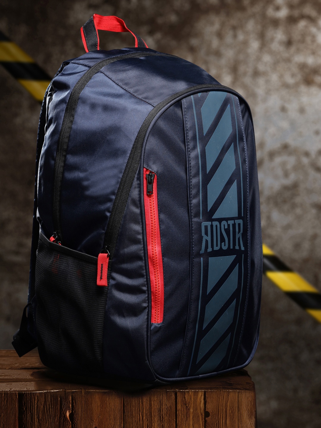 

Roadster Unisex Navy Blue Printed Backpack