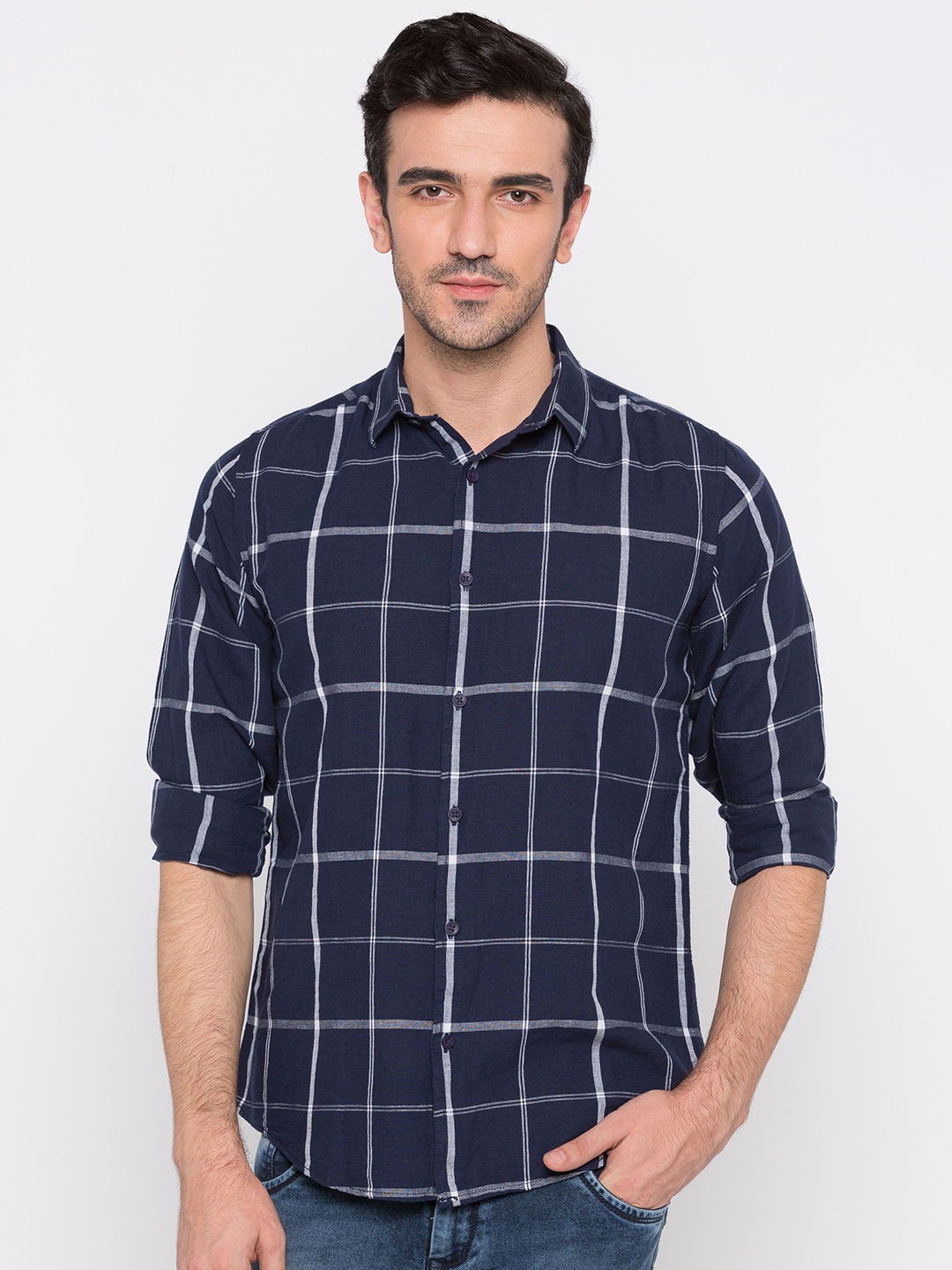 

Globus Men Navy Blue & White Slim Fit Checked Casual Shirt