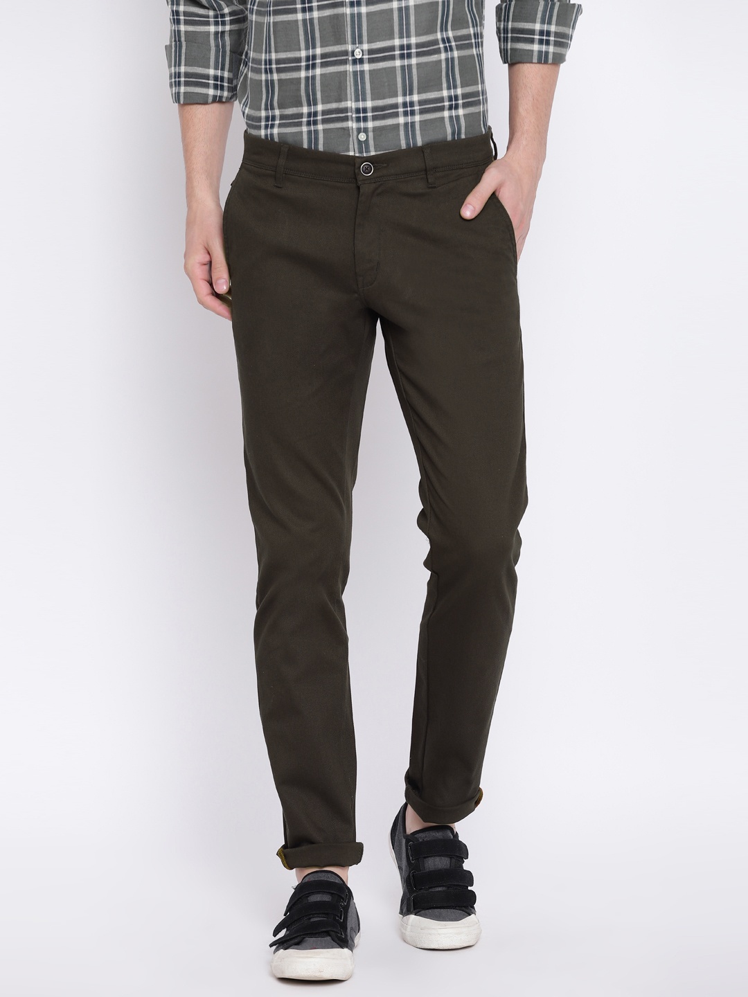 

Blackberrys Men Olive Brown Sharp Fit Solid Trousers