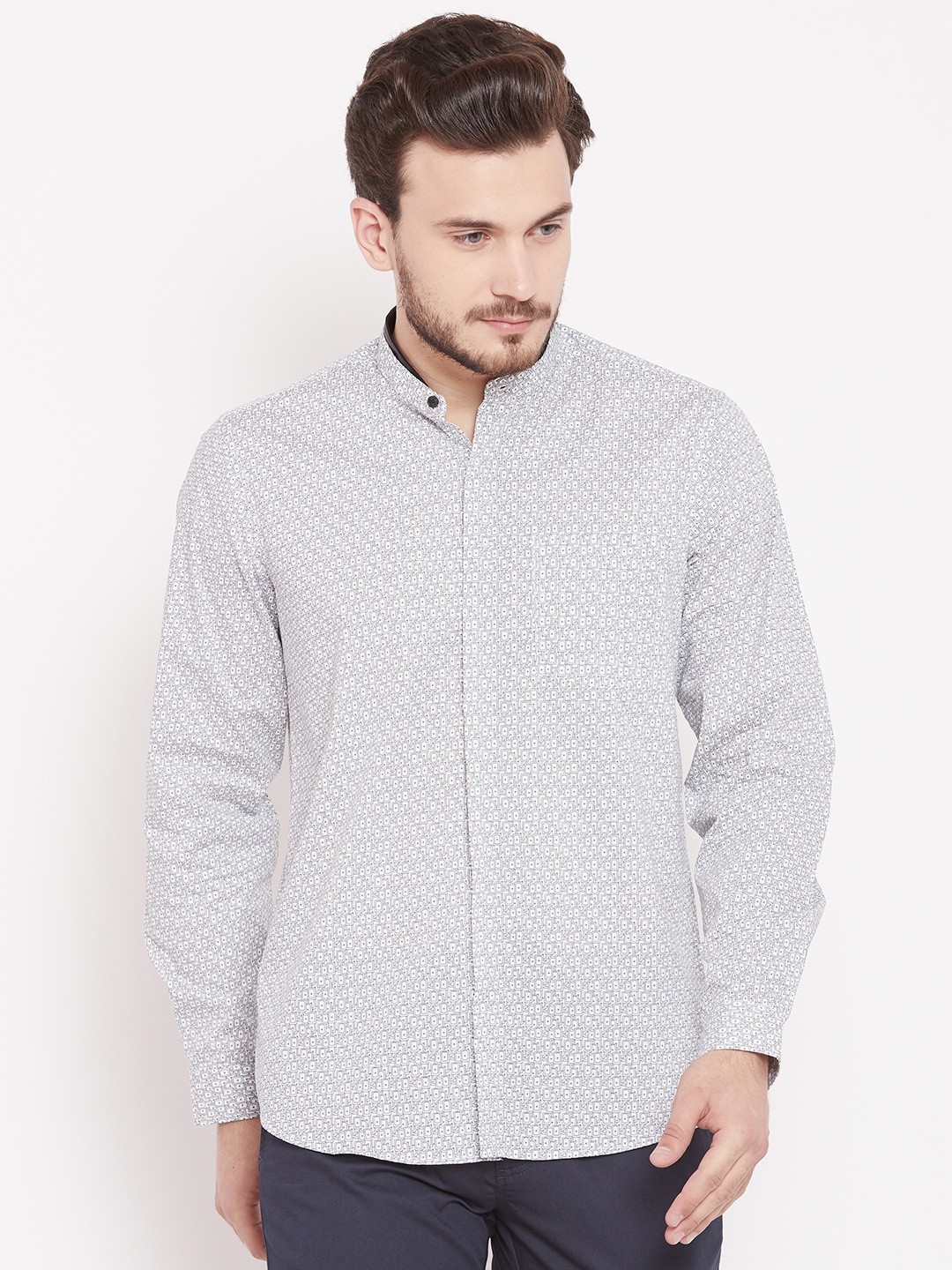 

Blackberrys Men White & Grey Slim Fit Printed Casual Shirt