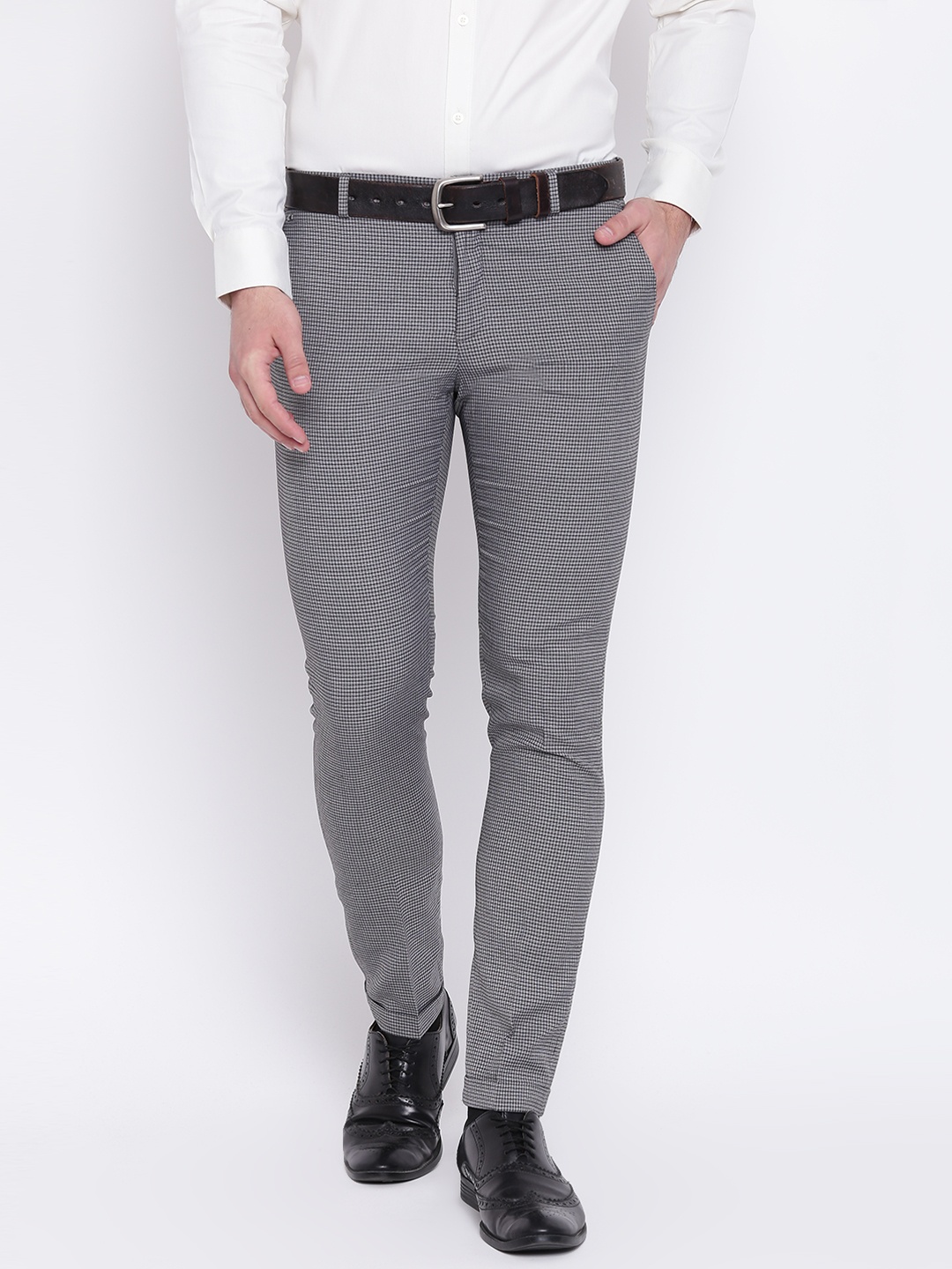 

Blackberrys Men Grey & Black Regular Fit Checked Formal Trousers