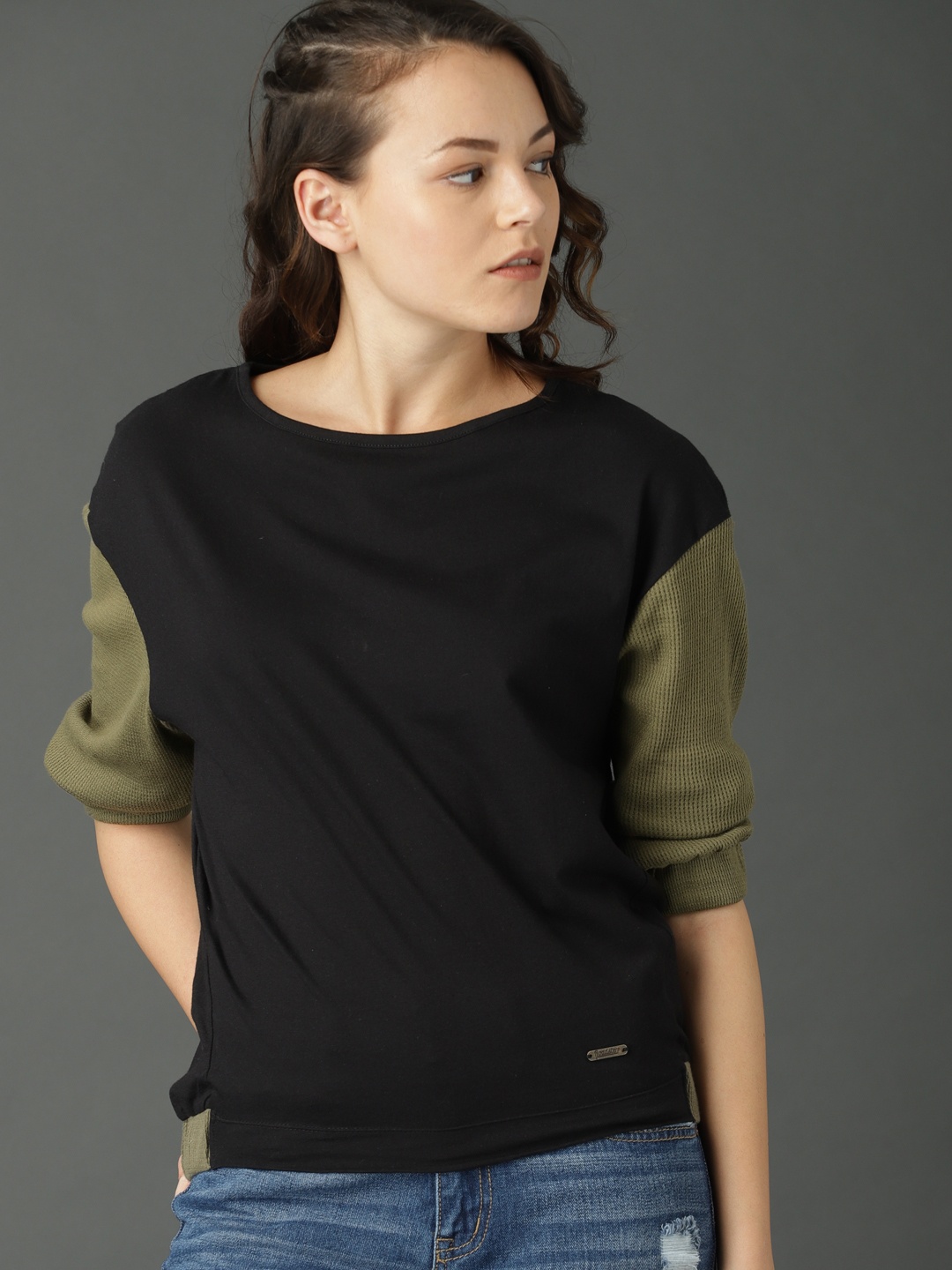 

Roadster Fast and Furious Women Black & Olive Green Solid Pure Cotton Top